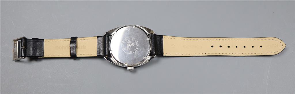 A gentlemans 1960s? stainless steel Omega Seamaster 120 manual wind black dial wrist watch,